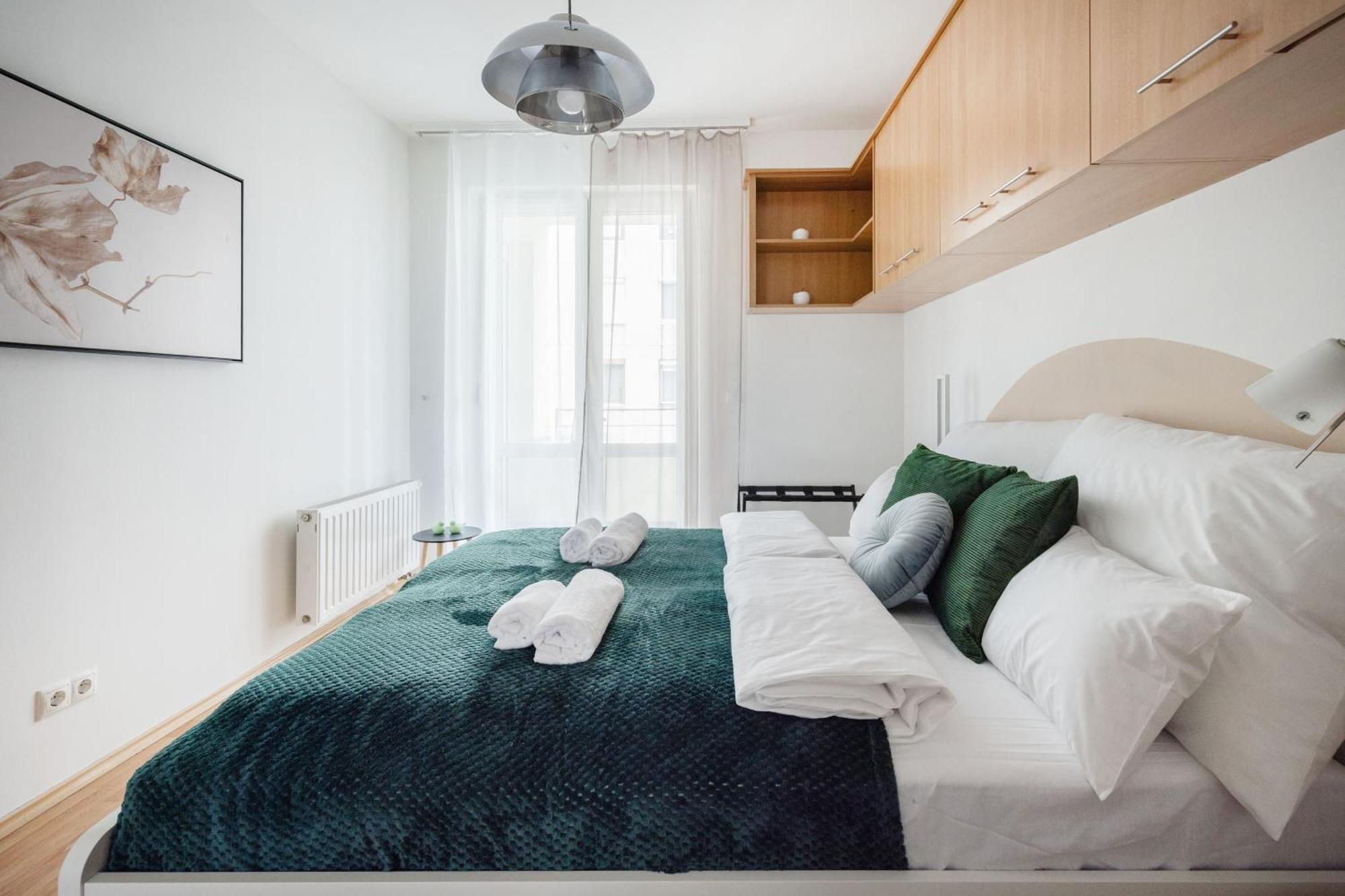 Modern Two-Bedroom Apartment With Free Parking Budapest Exterior photo